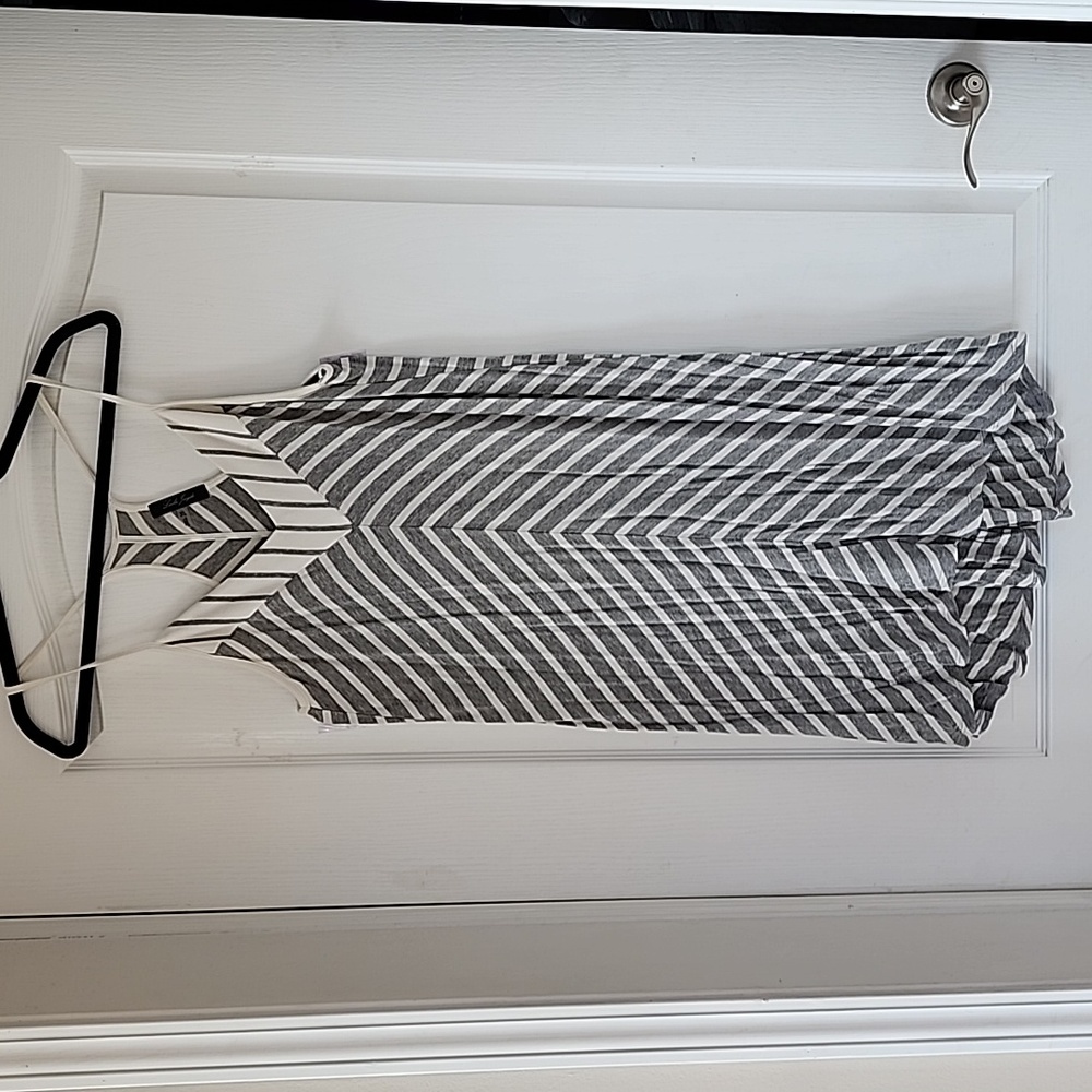 Size XL dress grey/ white